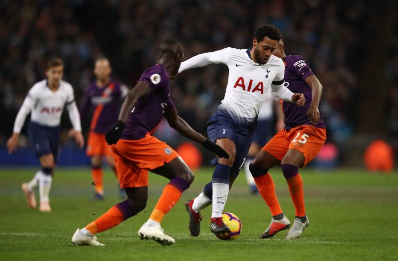 Pressing Tầm Trung (Midfield Pressing)